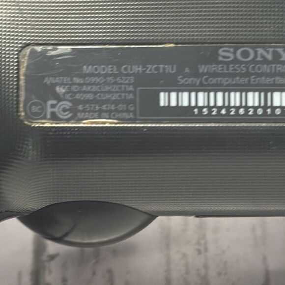 Sony Playstation CUH-ZCT1U PS4 DualShock 4 Controller Black - Picture 6 of 7